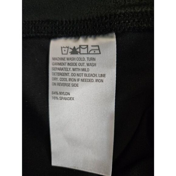All Worthy black " looks like leather" ankle length leggings. Size 2X. - Picture 5 of 5